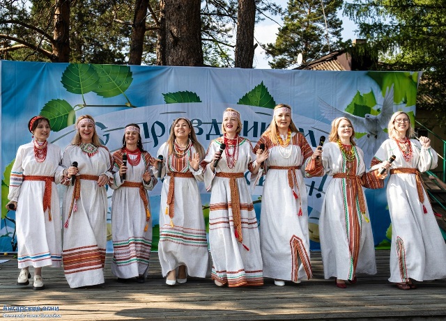 Изумрудная волна на ТРОИЦЕ